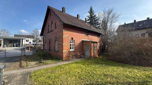 Außenansicht - Einfamilienhaus zum Kaufen in Amberg