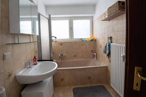 Badezimmer - 3 Zimmer Etagenwohnung in Verden