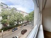 Blick auf Straßenseite - 