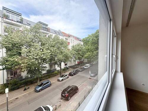 Blick auf Straßenseite - 
