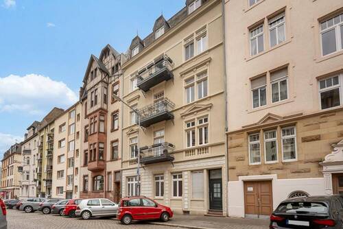 Außenansicht - Charmante Altbauwohnung mit Garten: Ihr neues Zuhause im Grünen