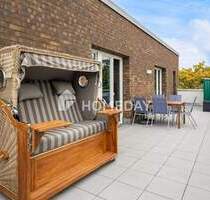 Exklusive Dachgeschosswohnung mit 38qm Sonnenterrasse und unverbaubarer Fernsicht im Lutherquartier - Schleswig