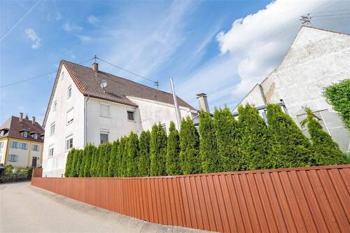 Aussenansicht - 5 Zimmer Einfamilienhaus zum Kaufen in Uttenweiler