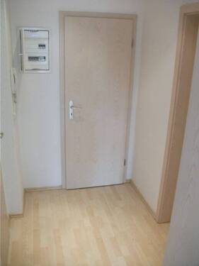 Flur - 2 Zimmer Etagenwohnung in Chemnitz