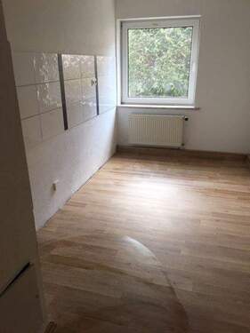 Bild 15 - Schöne Wohnung im EG saniert in Teuchern günstig zu verkaufen !!!