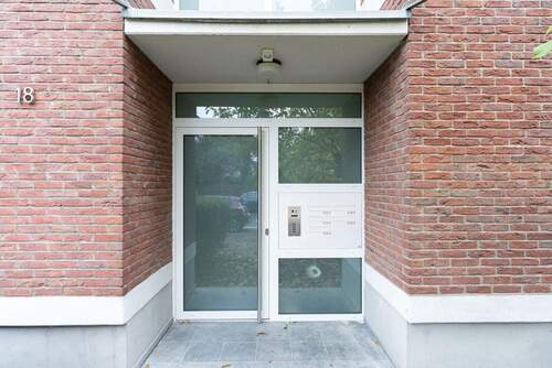 Neue Hauseingangstür - 