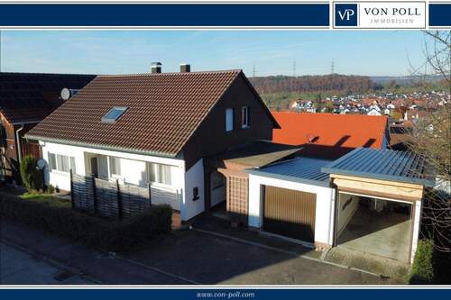 Titelbild - 8 Zimmer Mehrfamilienhaus, Wohnhaus zum Kaufen in Ebersbach an der Fils / Roßwälden