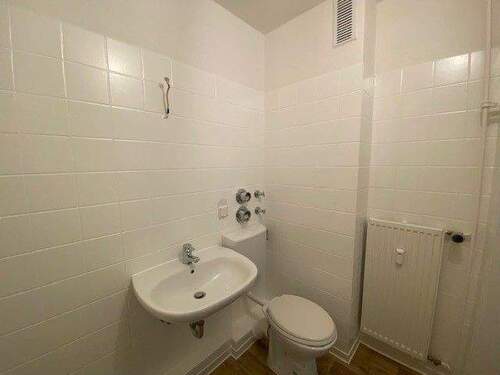 Bad weitere Ansicht - Etagenwohnung mit 37,30 m&sup2; in Brunsbüttel zur Miete