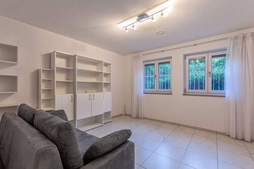 Hobbyraum / Schlafzimmer UG - 