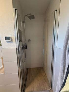 Bodentiefe Dusche - 