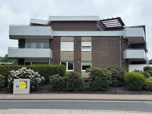 Straßenansicht B6 - 2 Zimmer Etagenwohnung zum Kaufen in Syke