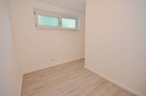 Ankleidebereich im Schlafzimmer - 