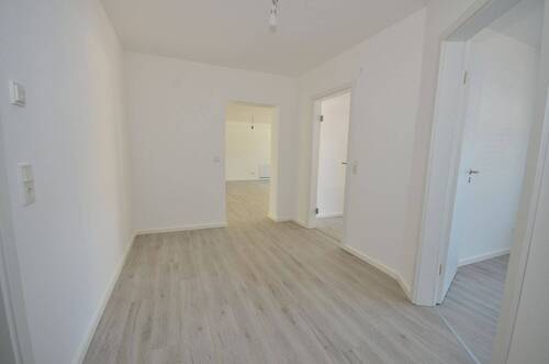 Flur - 3 Zimmer Etagenwohnung in Neu-Isenburg