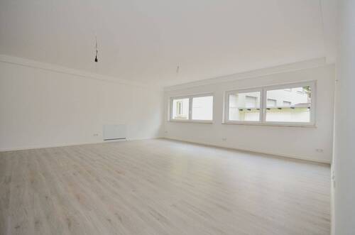 Wohn- und Esszimmer - 