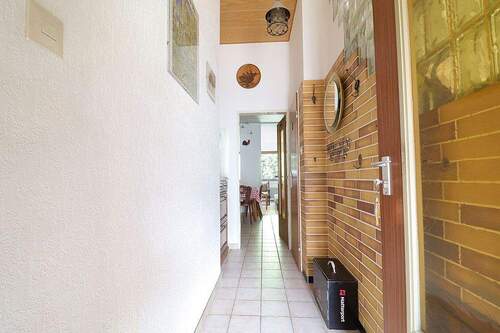 Flur EG - Mehrfamilienhaus, Wohnhaus mit 127,00 m² in Bremen zum Kaufen