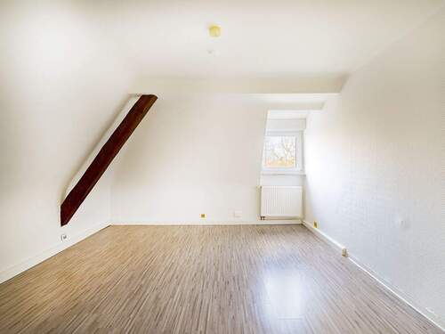 Zimmer 1 - Etagenwohnung mit 58,90 m&sup2; in Karlsruhe / Knielingen zum Kaufen