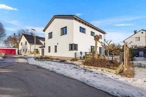 Bild 2 - 4 Zimmer Einfamilienhaus zum Kaufen in Mintraching / Gengkofen