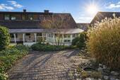 Gartenseite mit Wintergarten - 7 Zimmer Einfamilienhaus in Hetzerath / Erlenbach