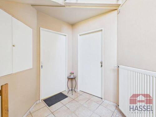 Einmal links herum - Mehrfamilienhaus, Wohnhaus mit 191,00 m&sup2; in Zülpich / Lövenich zum Kaufen