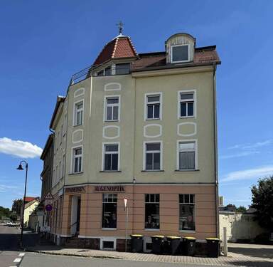 Hausansicht - 3 Zimmer Etagenwohnung in Naunhof