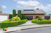 Straßenansicht - Für Familien gemacht. Fürs Leben gedacht - in ruhiger Lage von Brüggen-Bracht, wo Zuhause beginnt.