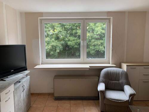 Wohnzimmer - 2 Zimmer Etagenwohnung zur Miete in Wuppertal