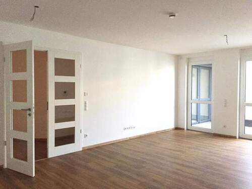 Wohnen - 2 Zimmer Etagenwohnung zur Miete in Köfering