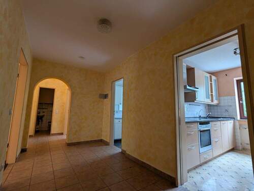 Blick vom Flur in die Küche - 