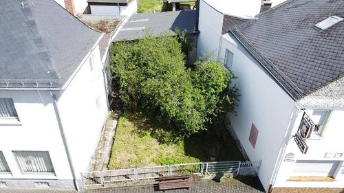 Baugrundstück - 2 Zimmer Mehrfamilienhaus, Wohnhaus in Niederwörresbach