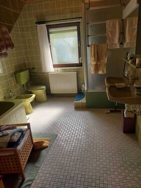 Badezimmer 1. OG ( Nr.2a) - 