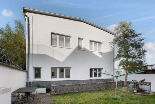 Wohnung liegt im Erdgeschoß - 