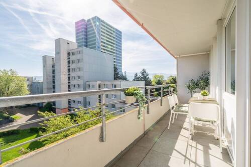 . - 3 Zimmer Etagenwohnung zum Kaufen in Freiburg im Breisgau