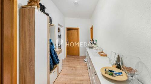 Flur 1 - Etagenwohnung mit 64,00 m&sup2; in Leipzig zum Kaufen