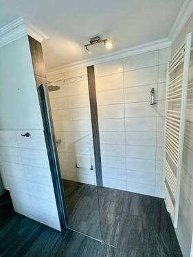 Badezimmer Erdgeschoss - 