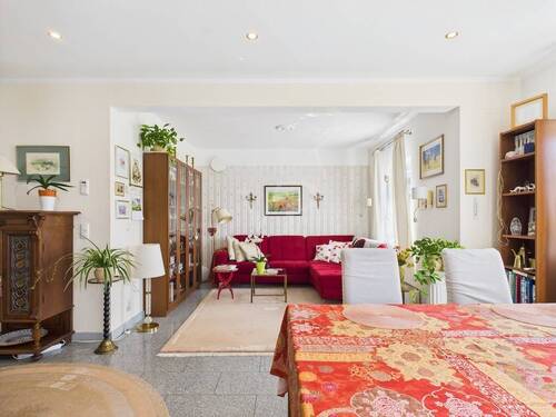 Wohnen/Essen (EG) - 7 Zimmer Mehrfamilienhaus, Wohnhaus in Gachenbach