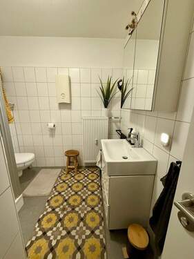 Badezimmer auf der oberen Ebene.jpg - 