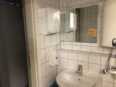 Damen Sanitärbereich.jpg - 