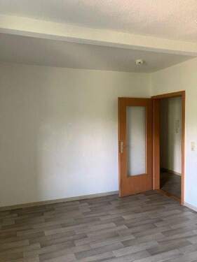 Wohnzimmer - Etagenwohnung mit 60,70 m&sup2; in Lauta zur Miete