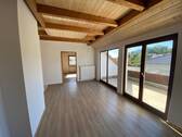 Wohnzimmer.jpg - 3-Zimmer-Studiowohnung zentrumsnah im Grünen