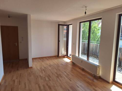 Wohn- Esszimmer - 2 Zimmer Etagenwohnung in Nürnberg