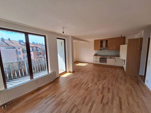 Esszimmer und Küche - Etagenwohnung mit 62,00 m² in Nürnberg zum Kaufen