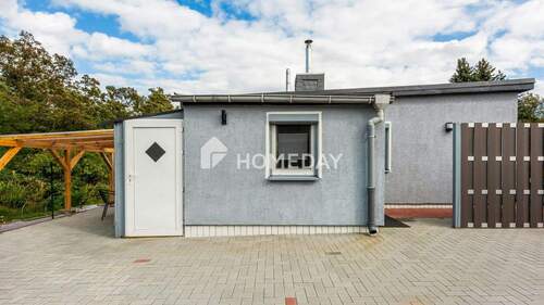 Außenansicht 3 - 2 Zimmer Bungalow zum Kaufen in Bitterfeld-Wolfen