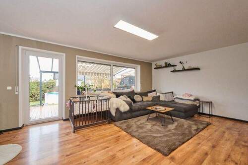 Wohnen - Doppelhaushälfte mit 177,00 m&sup2; in Parkstetten zum Kaufen