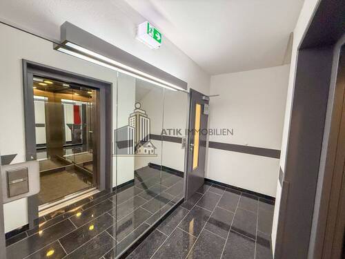 Eingangsbereich - Büro in Mannheim / Neckarau zur Miete