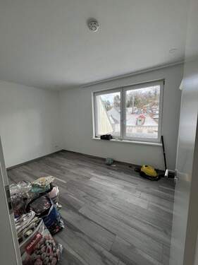 Schlafzimmer - 3 Zimmer Etagenwohnung zum Kaufen in Pforzheim