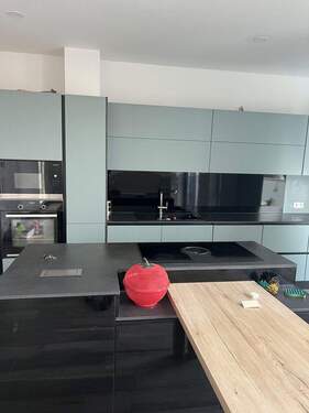 Einbauküche mit Insel - 