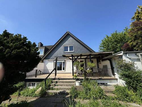 Ansicht vom Garten - Einfamilienhaus mit 220,00 m&sup2; in Stockelsdorf zum Kaufen