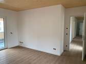 Zimmer - Blick z. Flur - 