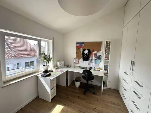 Kinderzimmer mit Einbauschrank - 