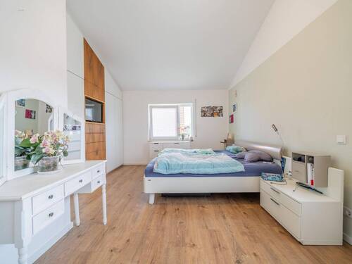 Elternschlafzimmer OG - 